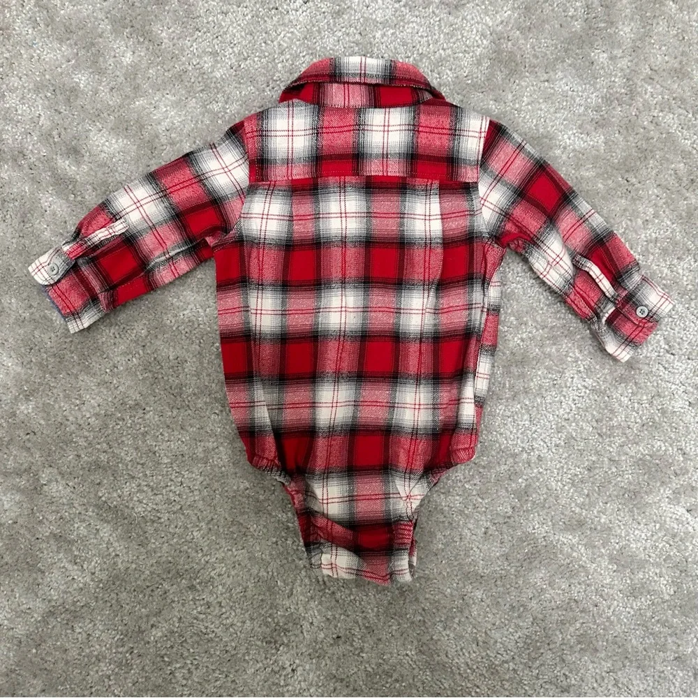 Baby GAP Red and White Flannel Plaid Kids 100% Organic Cotton Bodysuit 6-12 mo